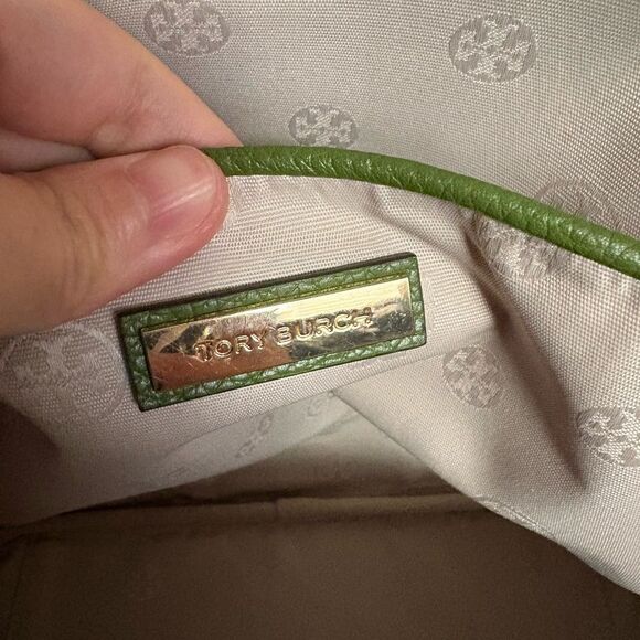 Tory Burch Thea Large Backpack - Picture 6 of 8